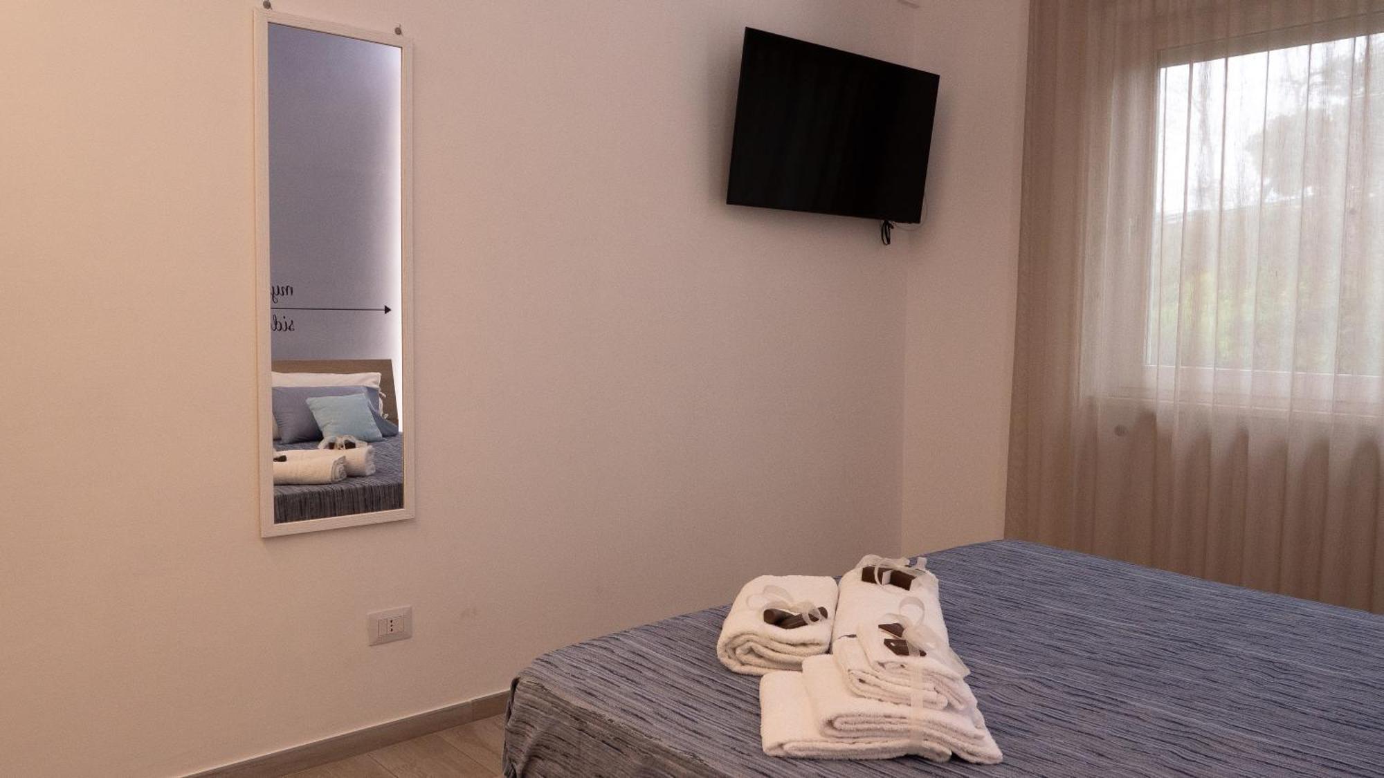 Wanderlust Guesthouse Gaeta Esterno foto